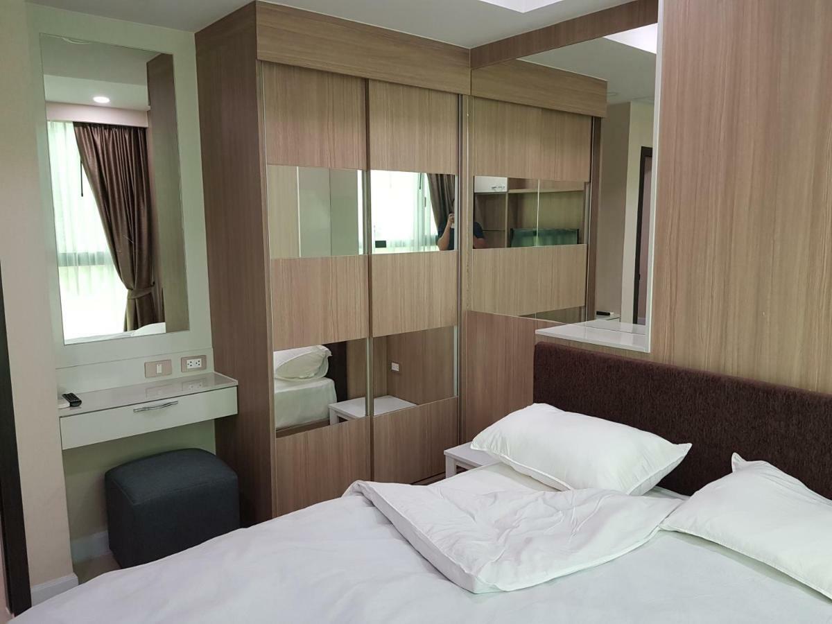 Dusit Grand Condo View ジョムティエンビーチ エクステリア 写真