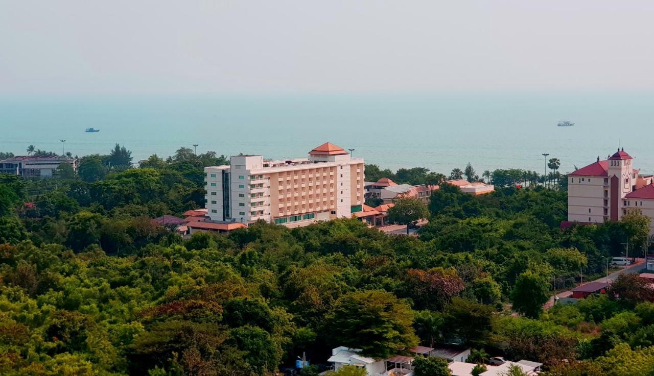 Dusit Grand Condo View ジョムティエンビーチ エクステリア 写真